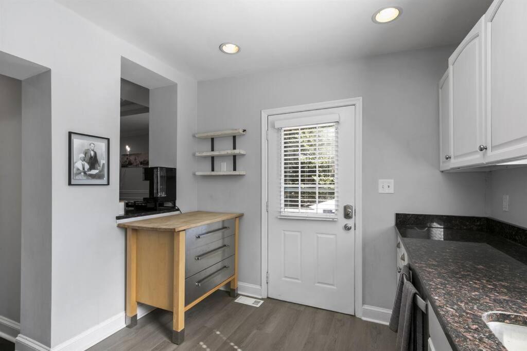 Capitol Hill Stay Like No Other Washington Bagian luar foto